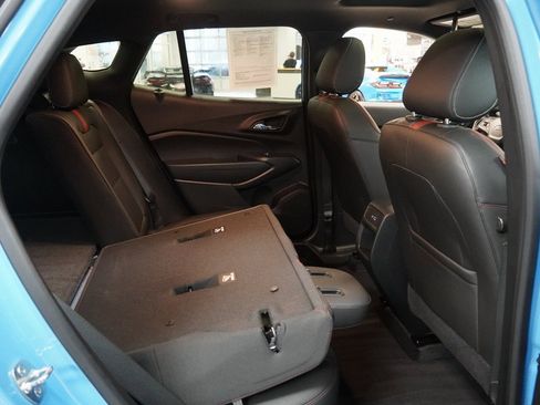 Used 2024 Chevrolet Trax RS w/ Sunroof Package image 30