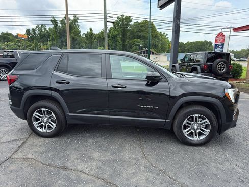 Used 2026 GMC Terrain Elevation FWD image 8