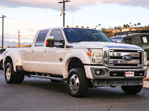 Used 2013 Ford F450 Lariat w/ Lariat Ultimate Pkg image 3