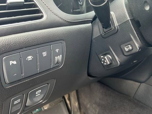 Used 2014 Hyundai Genesis 5.0 R-Spec image 17