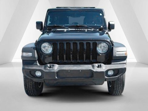 Used 2020 Jeep Wrangler Unlimited Sport w/ Technology Group AWD/4WD image 2