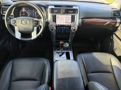 Used 2024 Toyota 4Runner Limited AWD/4WD image 9