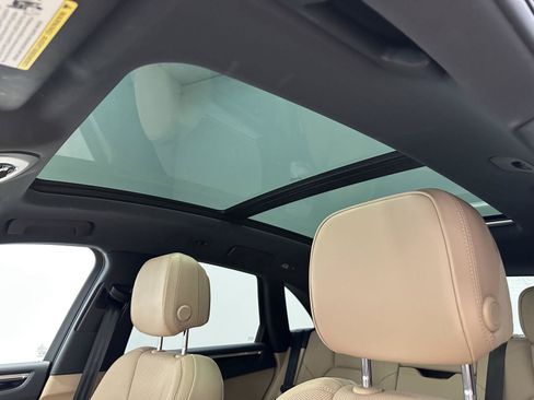 Certified 2026 Porsche Macan AWD/4WD image 21