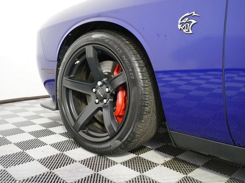 Used 2020 Dodge Challenger SRT Hellcat RWD image 23