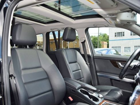 Used 2013 Mercedes-Benz GLK 350 4MATIC image 21