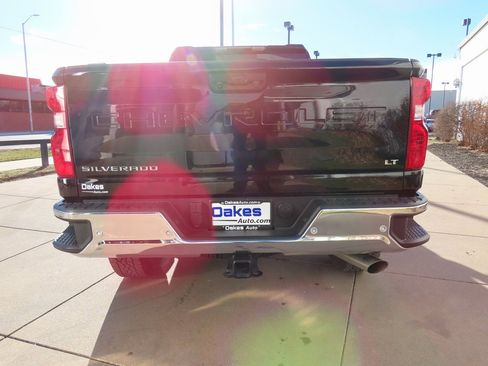 Used 2025 Chevrolet Silverado 2500 LT w/ Safety Package image 6