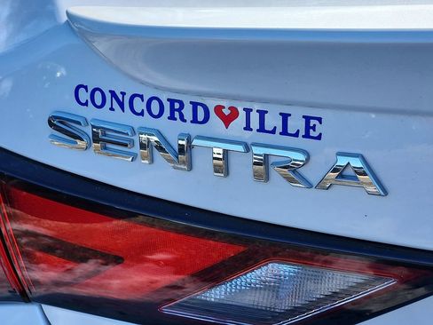 Certified 2023 Nissan Sentra SR w/ SR Premium Package image 30