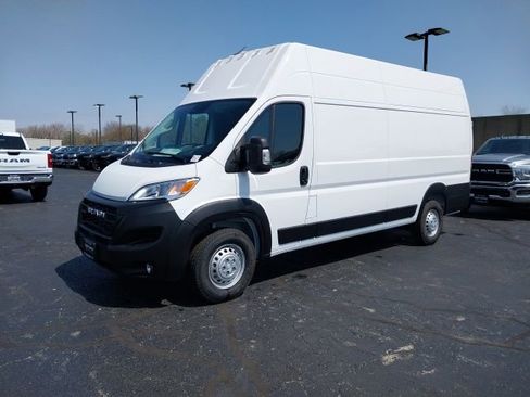 New 2025 RAM ProMaster 3500 w/ Convenience Group image 5