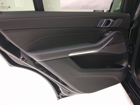 New 2026 BMW X7 xDrive40i image 15