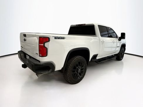 Used 2025 Chevrolet Silverado 2500 LTZ w/ Trail Boss Package AWD/4WD image 7