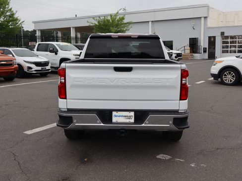 Used 2023 Chevrolet Silverado 1500 LTZ AWD/4WD image 9