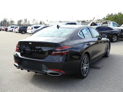 Used 2025 Genesis G70 2.5T image 6