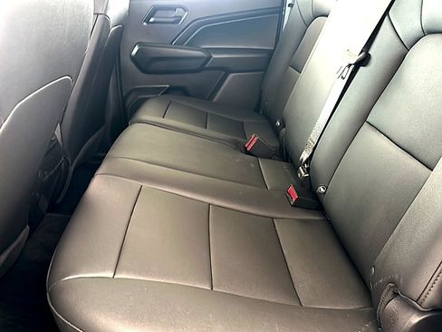 Used 2025 Chevrolet Colorado Trail Boss AWD/4WD image 18