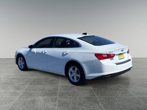 Used 2024 Chevrolet Malibu LS image 3