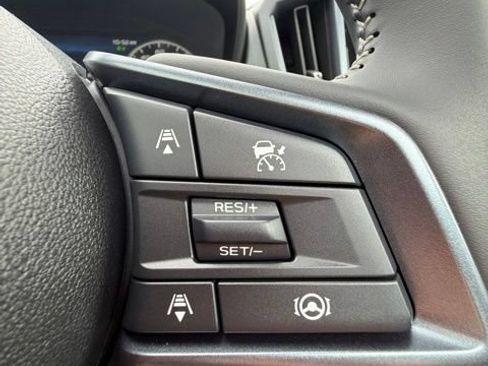 Certified 2025 Subaru Forester Limited AWD/4WD image 17