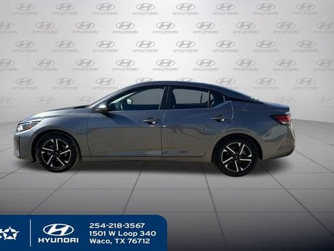 Used 2024 Nissan Sentra SV image 13