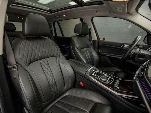 Used 2023 BMW X7 xDrive40i image 24