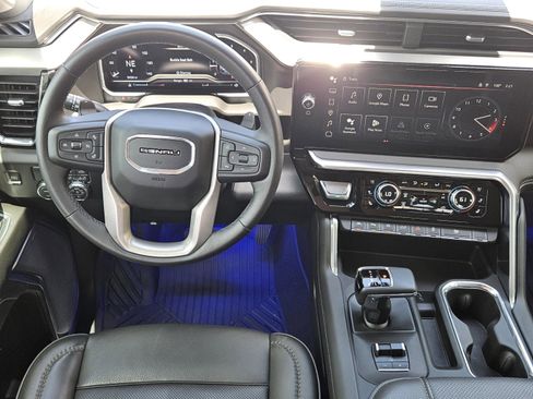 Used 2023 GMC Sierra 1500 Denali w/ Denali Reserve Package RWD image 18