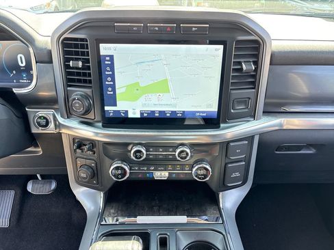 Used 2021 Ford F150 Lariat AWD/4WD image 23