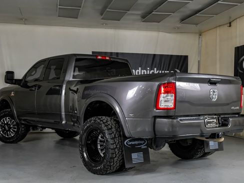 Used 2024 RAM 3500 Tradesman w/ Chrome Appearance Group image 11