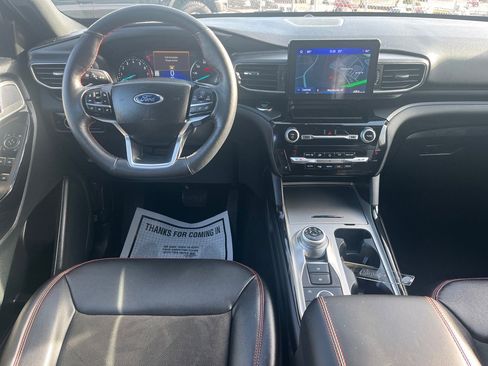 Certified 2023 Ford Explorer ST-Line w/ Class IV Trailer Tow Package image 6