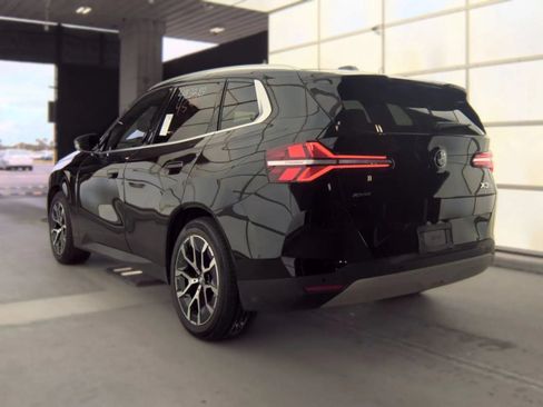 Used 2025 BMW X3 xDrive30i AWD/4WD image 6