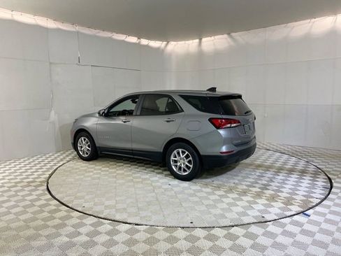 Used 2024 Chevrolet Equinox LS w/ LS Convenience Package image 19