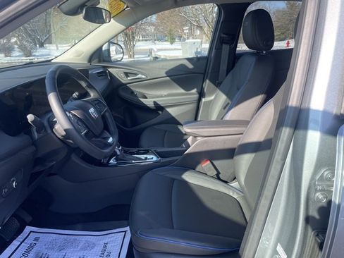 Used 2025 Buick Encore GX Sport Touring w/ Advanced Technology Package image 13