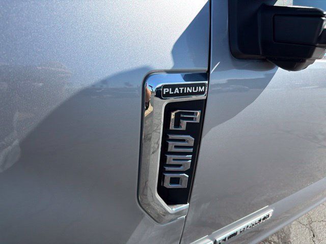 Used 2022 Ford F250 Platinum AWD/4WD image 17