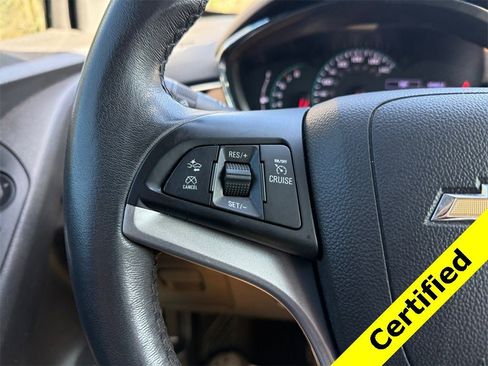 Used 2020 Chevrolet Trax Premier image 22