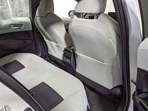 Used 2023 Toyota Corolla SE image 38