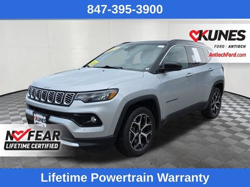 Used 2025 Jeep Compass Limited AWD/4WD image 3