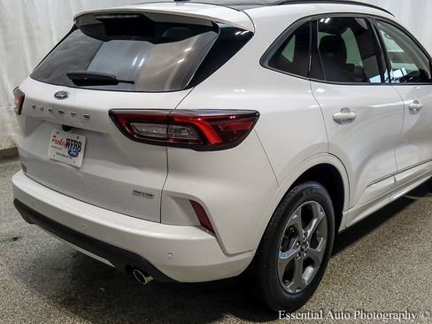 Used 2023 Ford Escape ST-Line w/ Tech Pack #1 image 8