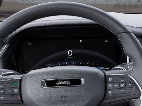 New 2026 Jeep Grand Cherokee L Limited AWD/4WD image 17