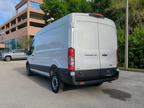 New 2026 Ford Transit 250 148 Medium Roof image 21