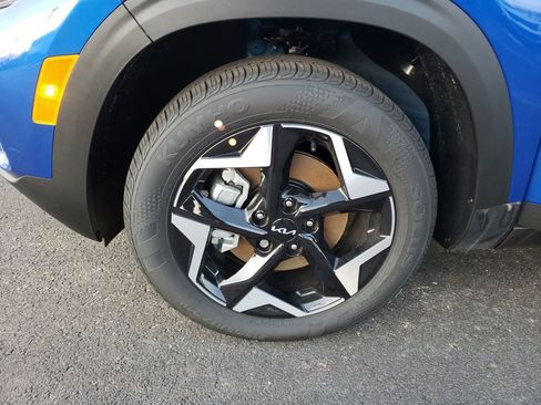 New 2026 Kia Seltos S image 27