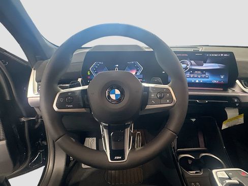 New 2026 BMW X2 xDrive28i w/ Technology Package AWD/4WD image 10