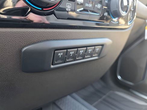 New 2026 Chevrolet Silverado 3500 LT w/ Convenience Package image 24