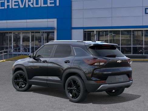 New 2026 Chevrolet TrailBlazer LT FWD image 3