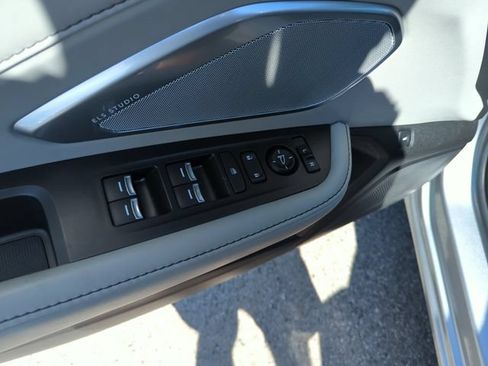 Certified 2023 Acura RDX FWD w/ Technology Package image 18