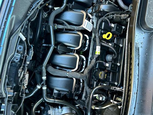 Used 2021 Ford Transit Connect XLT image 23