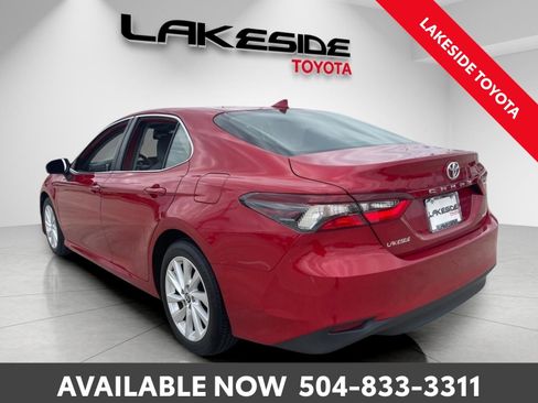 Used 2023 Toyota Camry LE image 4