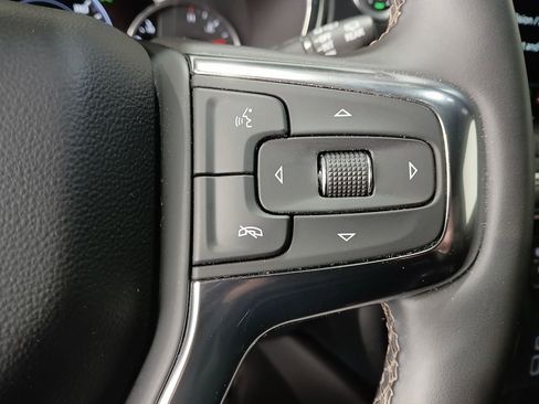 Used 2023 Chevrolet Blazer Premier image 33