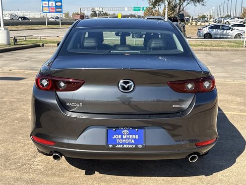 Used 2025 MAZDA MAZDA3 s image 9