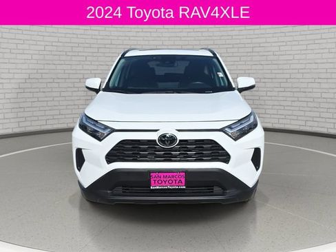 Used 2024 Toyota RAV4 XLE w/ Convenience Package FWD image 2