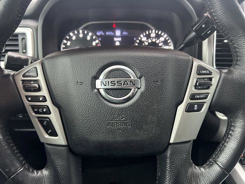 Certified 2021 Nissan Titan SV w/ SV Convenience Package image 12