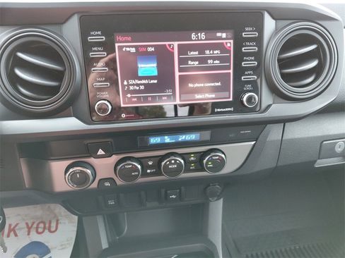 Used 2022 Toyota Tacoma SR image 30