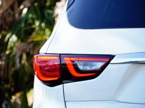 Used 2020 INFINITI QX60 Signature Edition image 7