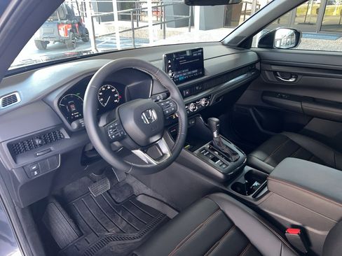 Used 2025 Honda CR-V Sport-L image 13