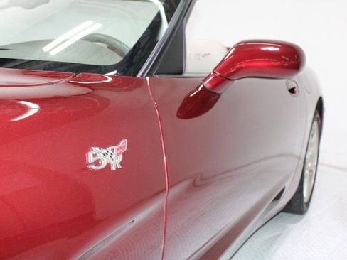 Used 2003 Chevrolet Corvette 50th Anniversary Edition w/ Preferred Equipment Group1 image 24